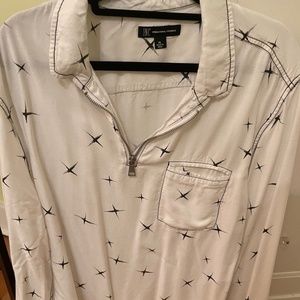 Men's INC star design long sleeved shirt w/ zipper, size XL